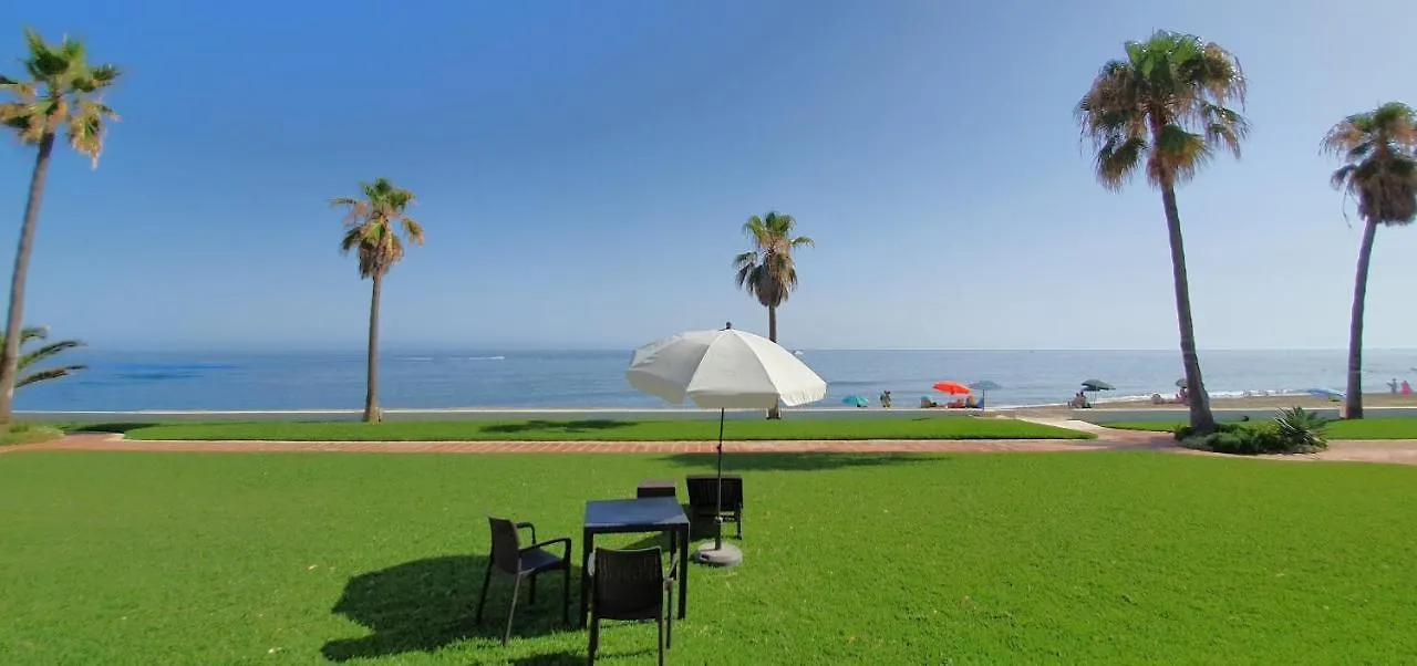 Sea Front Beach House Macarena C Sitio de Calahonda 0*,
